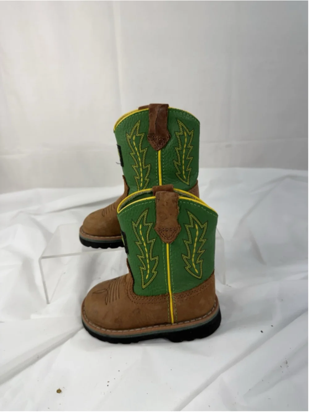Toddler John Deere Boots Size 4 excellent condidtion